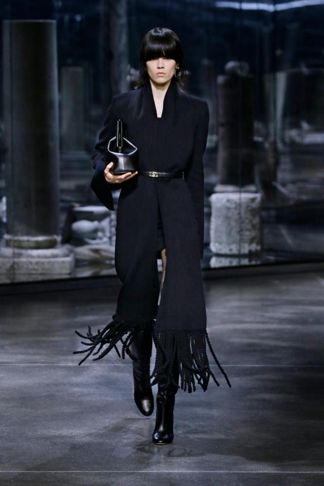 Fendi Women's Fall 2021 Ready-to-Wear Collection 